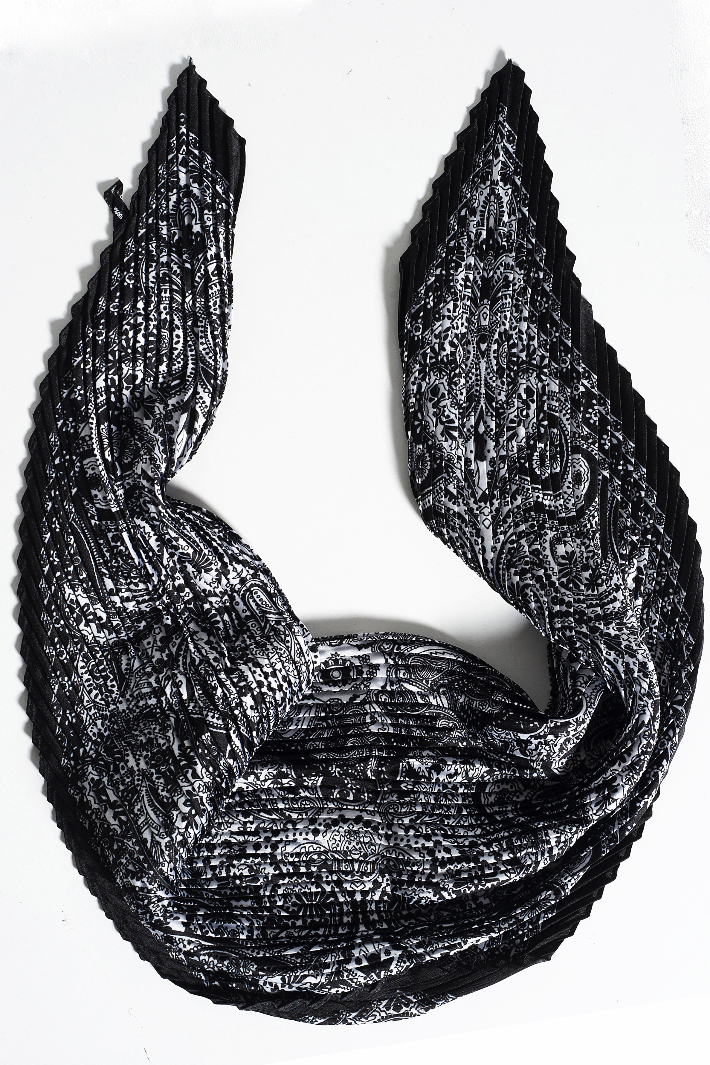 Anna Raxevsky ΜΑΥΡΟ ΛΕΟΠΑΡ ΜΑΝΤΗΛΙ ΛΑΙΜΟΥ ΜΕ ΜΕΤΑΞΩΤΗ ΥΦΗ ΚΑΙ ΥΦΟΣ ΠΛΙΣΕ