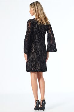 ΒΕΛΟΥΔΙΝΟ ΦΟΡΕΜΑ ΣΕ ΙΣΙΑ ΓΡΑΜΜΗ  | DRESSES