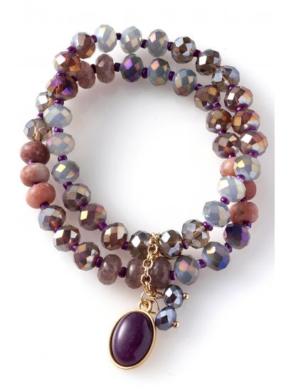 TWO ELASTIC BRACELETS WITH PURPLE STONES AND A DANGLING DECORATIVE STONE  | BRACELETS