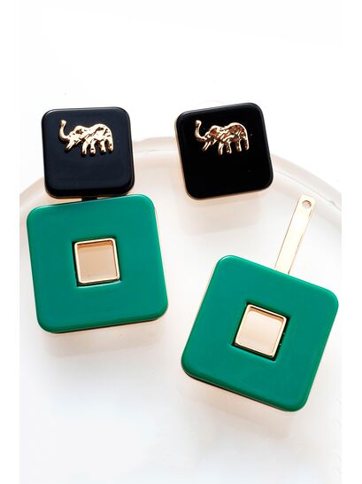 ΚΡΕΜΑΣΤΑ ΤΕΤΡΑΓΩΝΑ ΣΚΟΥΛΑΡΙΚΙΑ ΜΕ ΔΙΑΚΟΣΜΗΤΙΚΟ ΕΛΕΦΑΝΤΑ ΣΤΗΝ ΒΑΣΗ  | EARRINGS ΚΡΕΜΑΣΤΑ ΤΕΤΡΑΓΩΝΑ ΣΚΟΥΛΑΡΙΚΙΑ ΜΕ ΔΙΑΚΟΣΜΗΤΙΚΟ ΕΛΕΦΑΝΤΑ ΣΤΗΝ ΒΑΣΗ  | EARRINGS